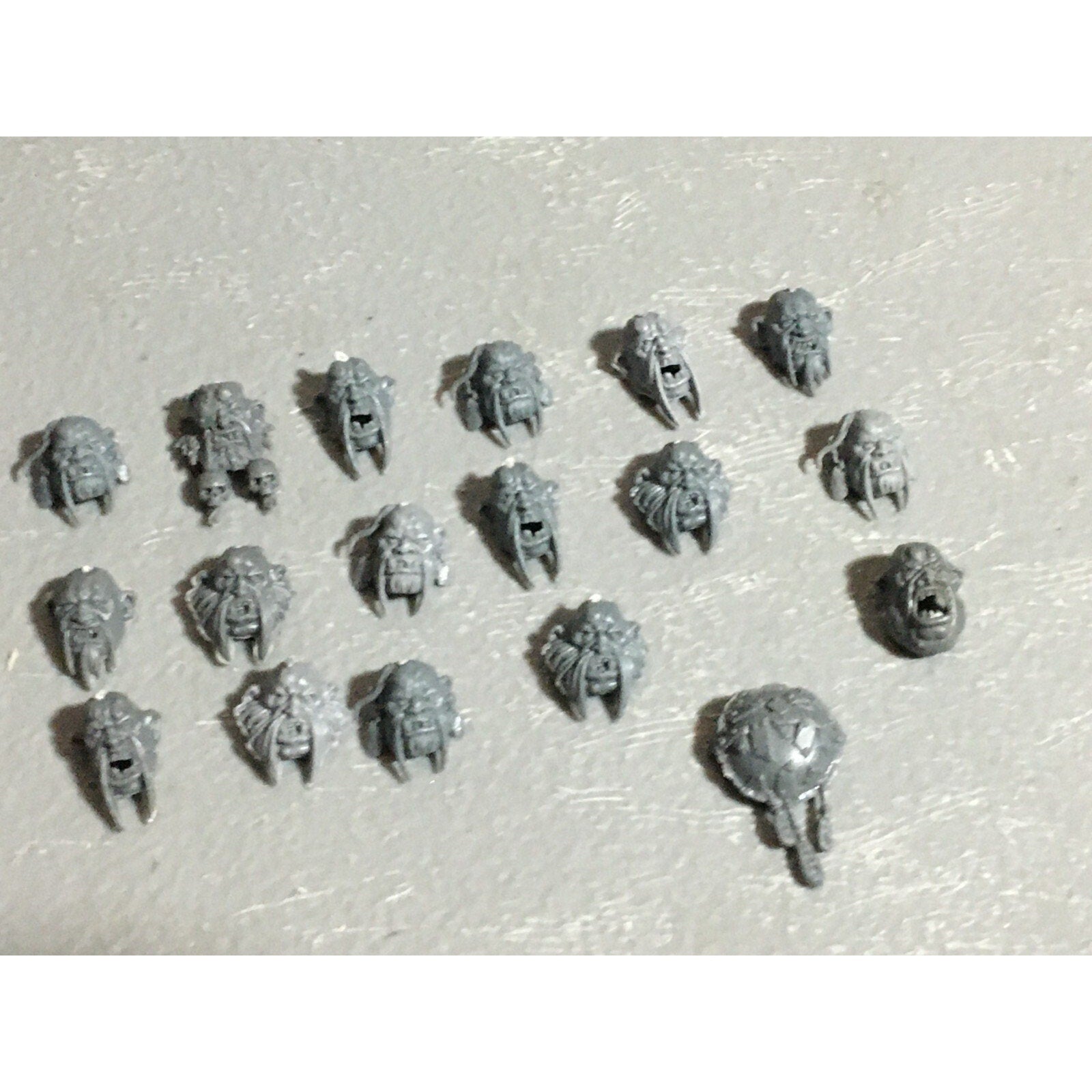 A22591 WARHAMMER FANTASY OGRE KINGDOMS BITS LOT HEADS GAMES WORKSHOP GW