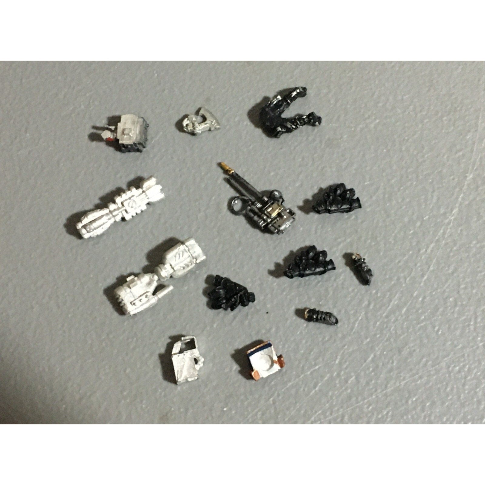A22406 WARHAMMER 40K MIXED METAL BITS LOT IMPERIAL GUARD GAMES WORKSHOP GW