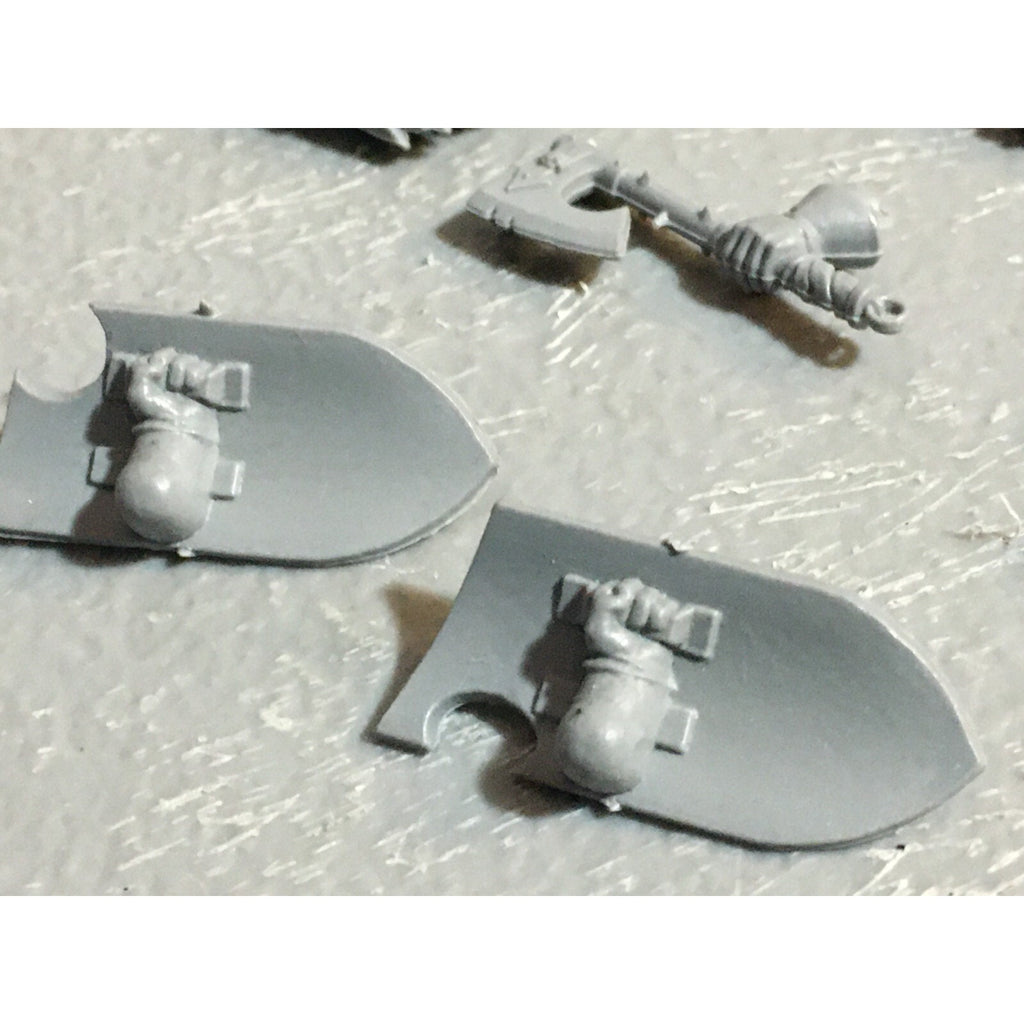 A23070 WARHAMMER FANTASY CHAOS MORTALS BITS LOT WARRIORS MIXED GW GAMES WORKSHOP
