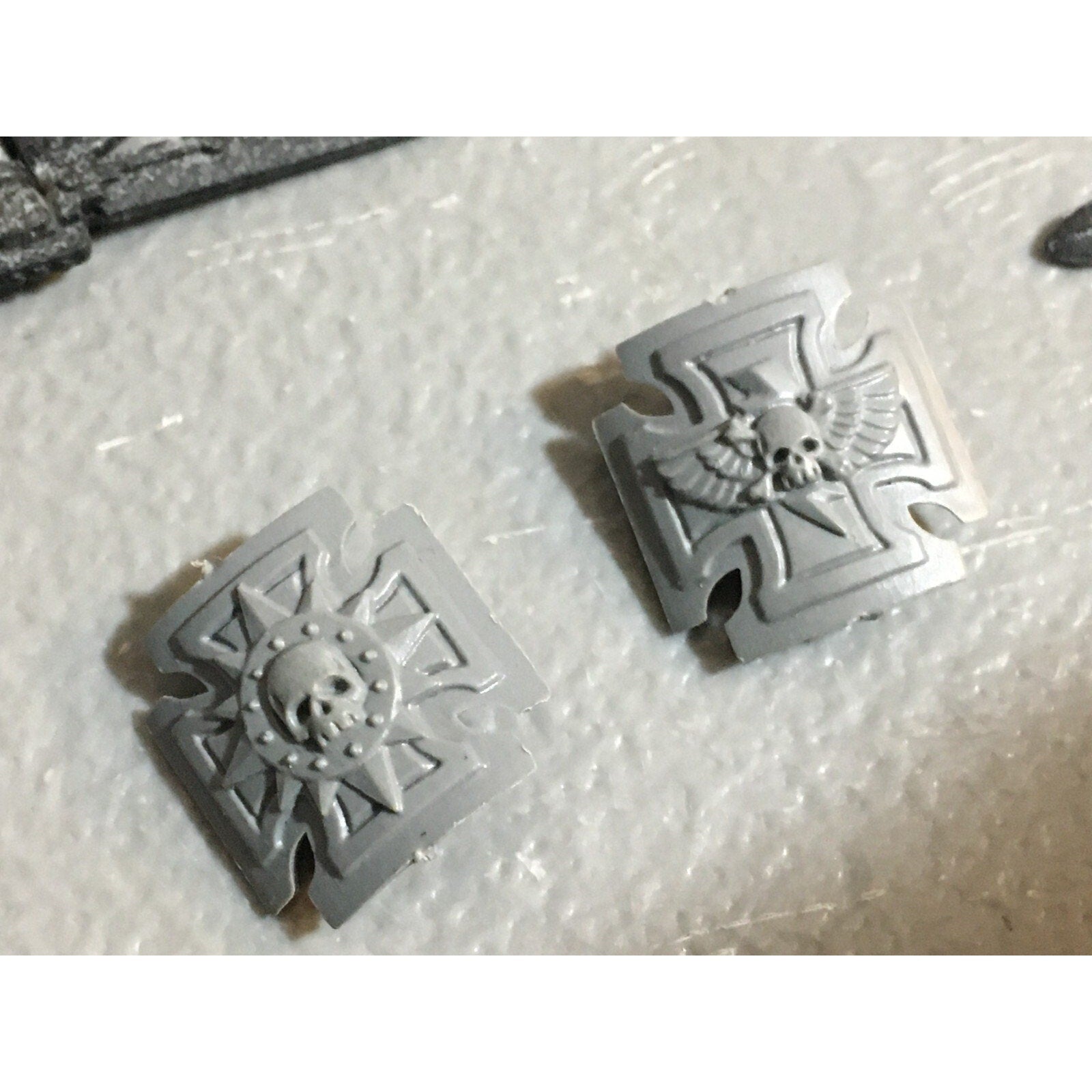 A22989 WARHAMMER 40K SPACE MARINES BITS LOT SWORDS FISTS POWER GW GAMES WORKSHOP