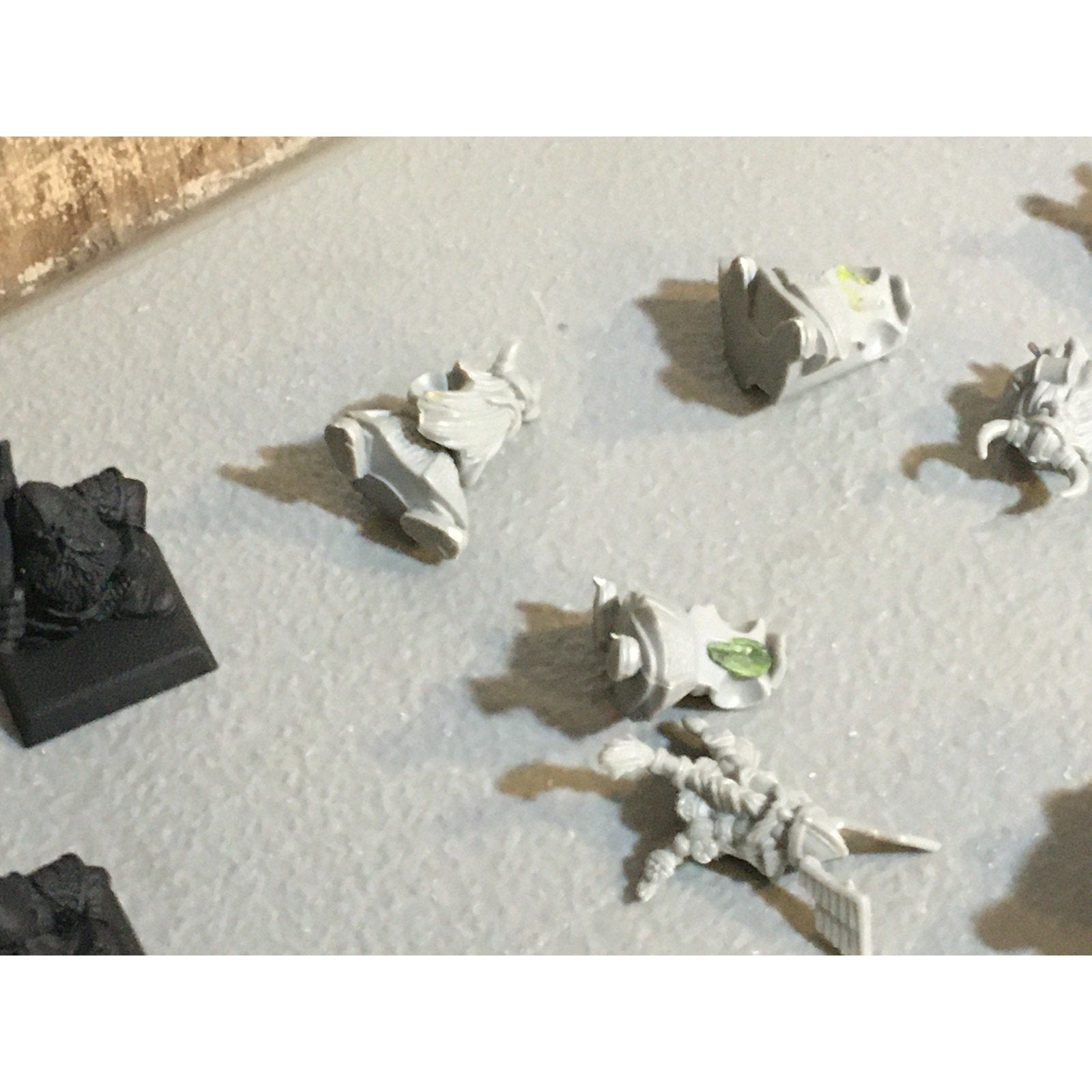 A33418 WARHAMMER FANTASY OLD WORLD DWARFS DWARF CROSSBOWMEN 8 PK + INCOMP