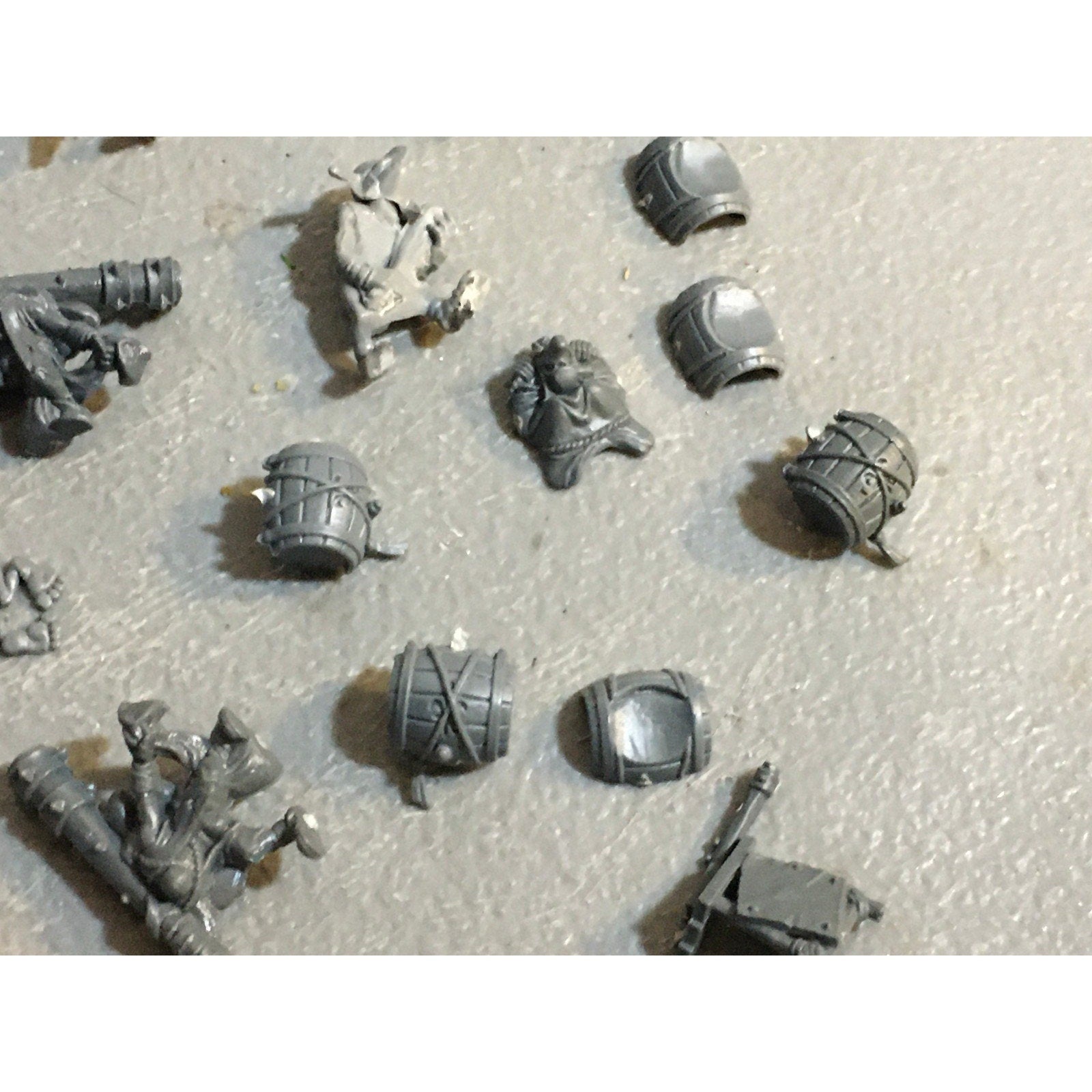 A29646 WARHAMMER FANTASY OLD WORLD OGRE KINGDOMS INCOMPLETE GNOBLARS LOT GW