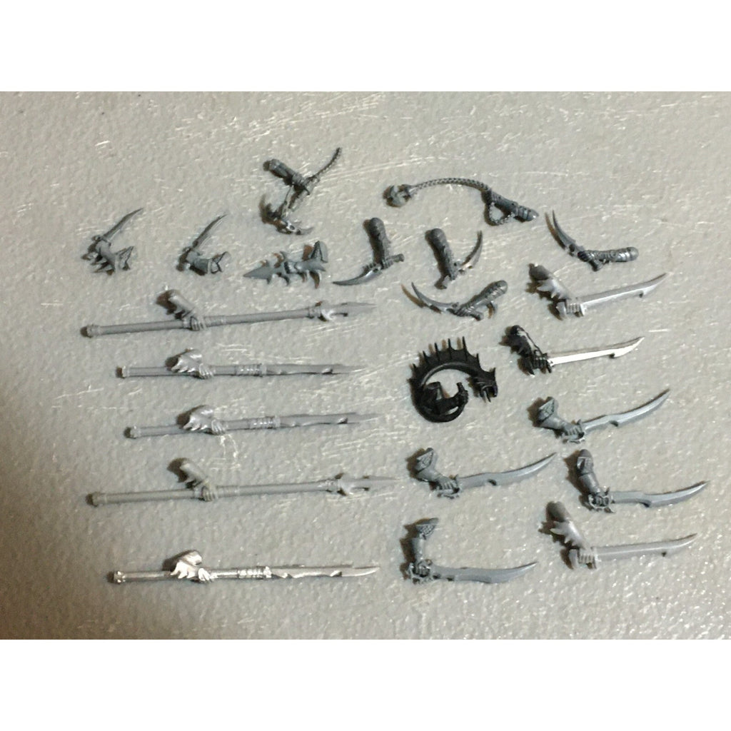 A23450 WARHAMMER FANTASY DARK ELVES BITS LOT ARMS SPEARS SWORDS GAMES WORKSHOP