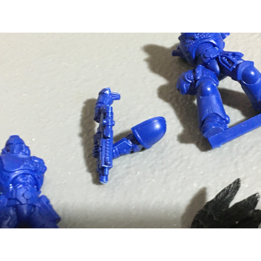 A20154 WARHAMMER 40K INCOMPLETE LOT SPACE MARINES IMPERIAL ASTRA SQUAT BITS