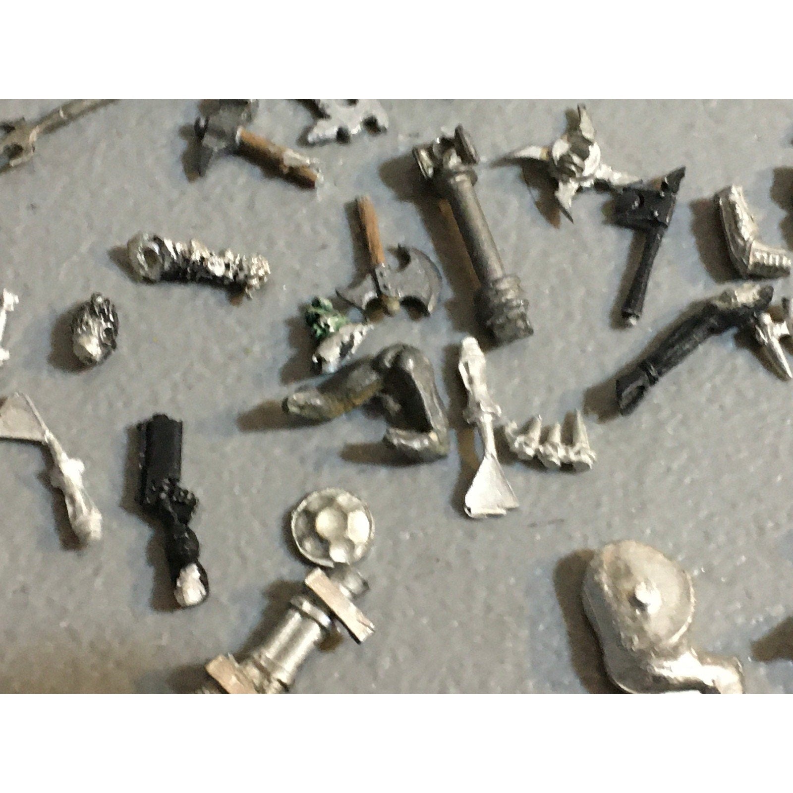 A32553 UNKNOWN MINIATURES ALL METAL BITS LOT FANTASY SCI-FI MIXED