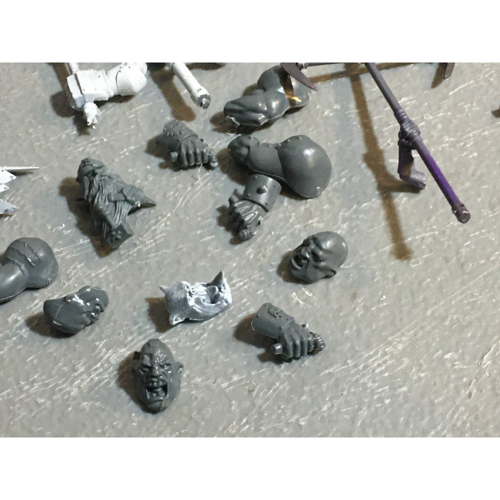A18545 WARHAMMER FANTASY AOS MIXED BITS LOT OGRE ORC DARK ELVES DWARFS GW