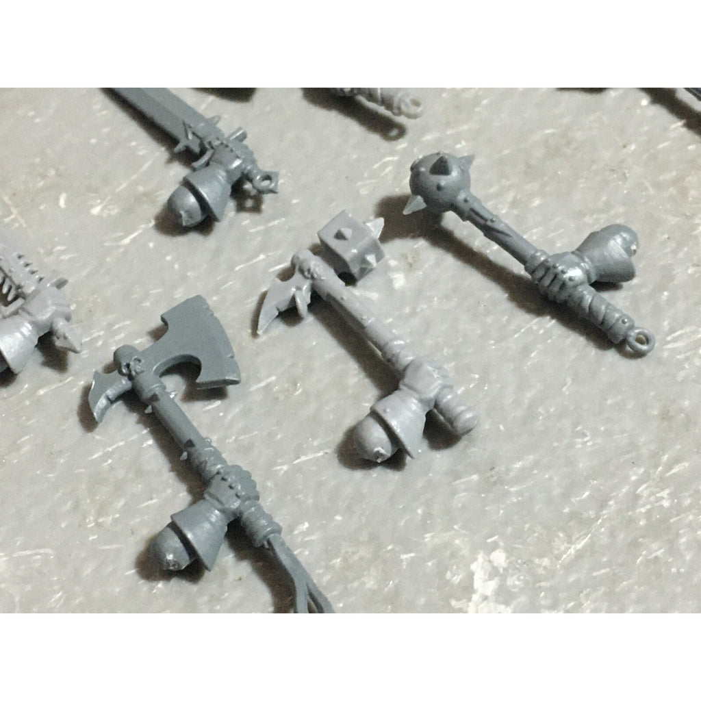 A22719 WARHAMMER FANTASY CHAOS MORTALS WARRIORS BITS LOT HANDS GW