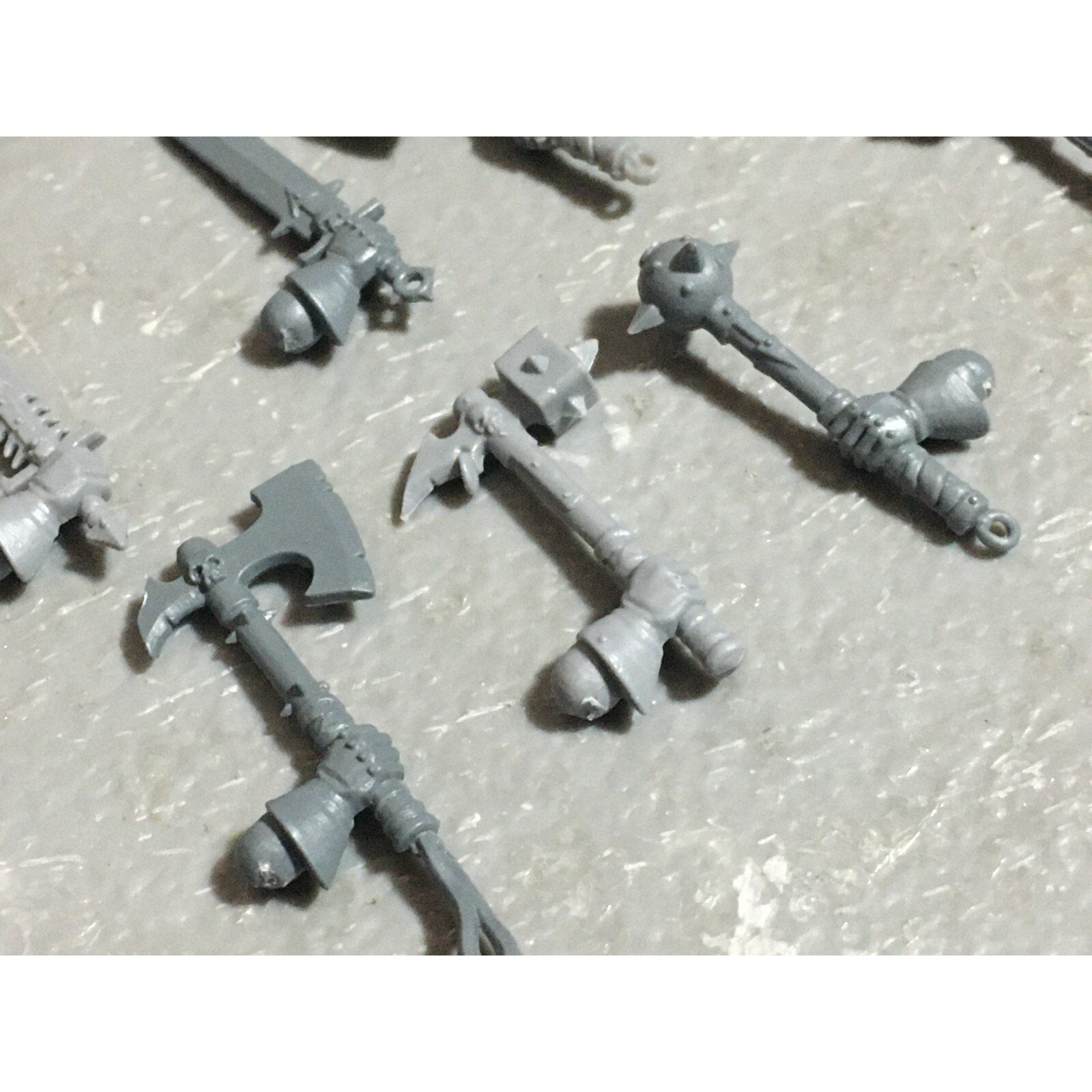 A22719 WARHAMMER FANTASY CHAOS MORTALS WARRIORS BITS LOT HANDS GW