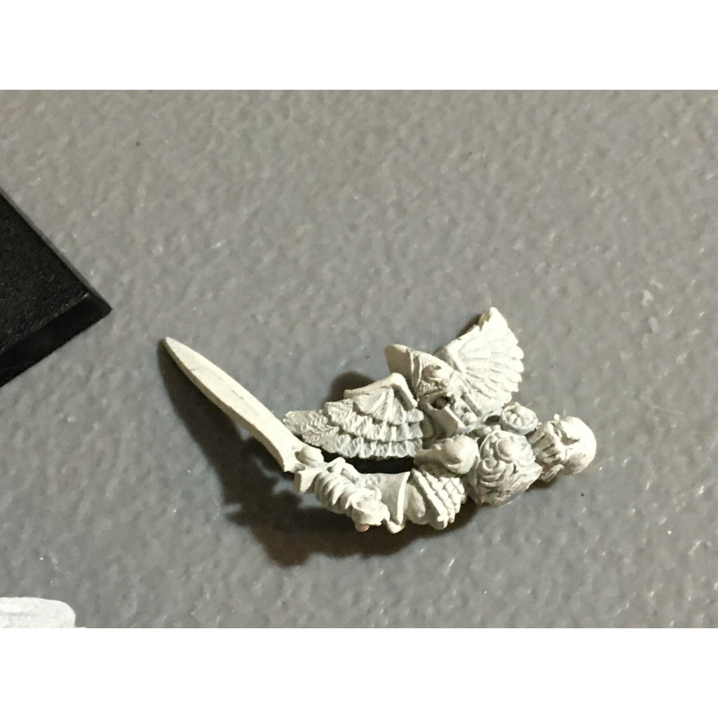 A23911 WARHAMMER FANTASY HIGH ELVES METAL SILVER HELM COMMAND CHAMPION NO SHIELD