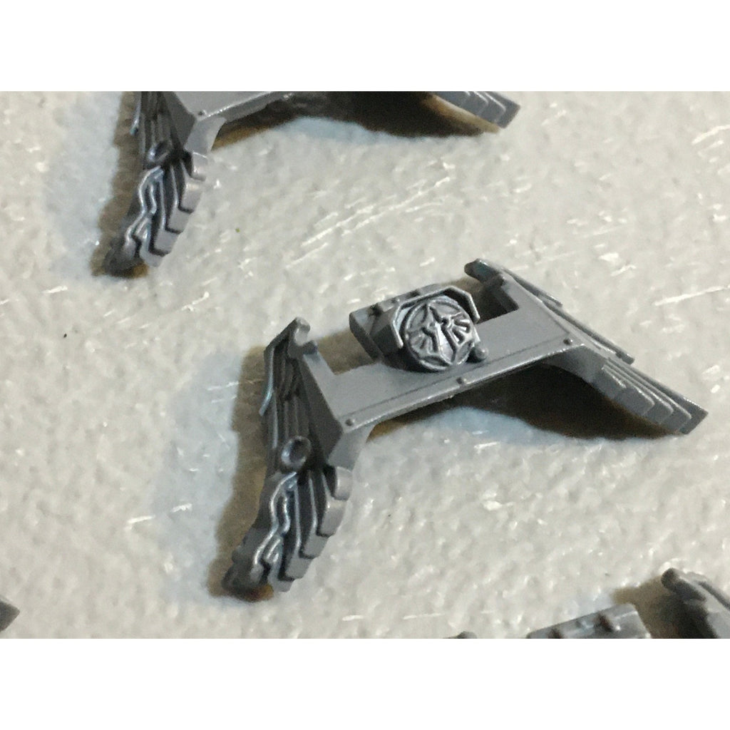 A29405 WARHAMMER 40K SPACE MARINES DARK ANGELS BITS LOT BIKE FRONT PLATES GW