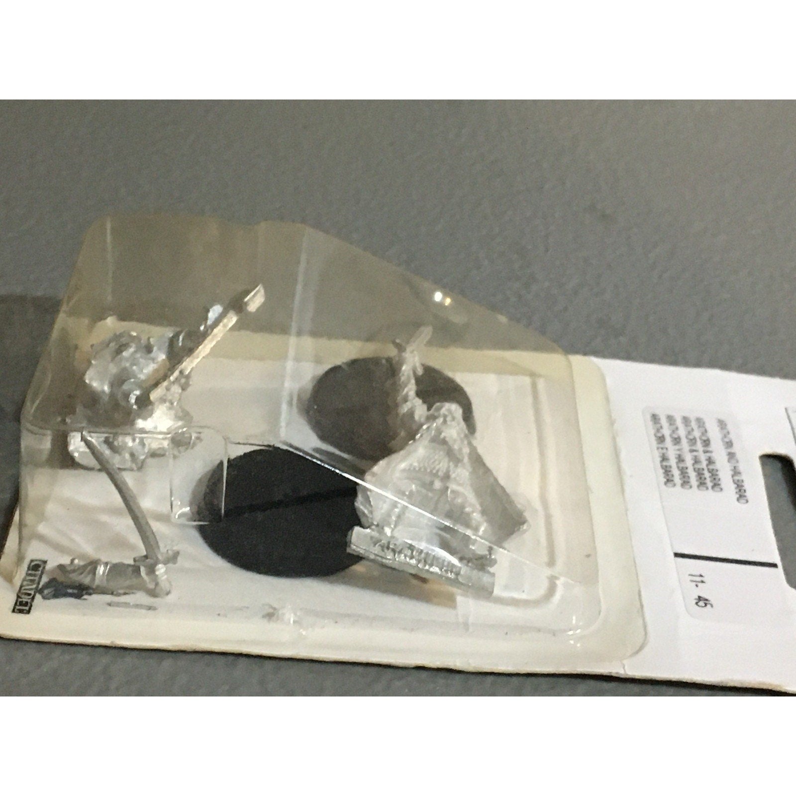 A32648 LOTR LORD OF RINGS GW GAMES WORKSHOP METAL ARATHORN AND HALBARAD NIB NEW
