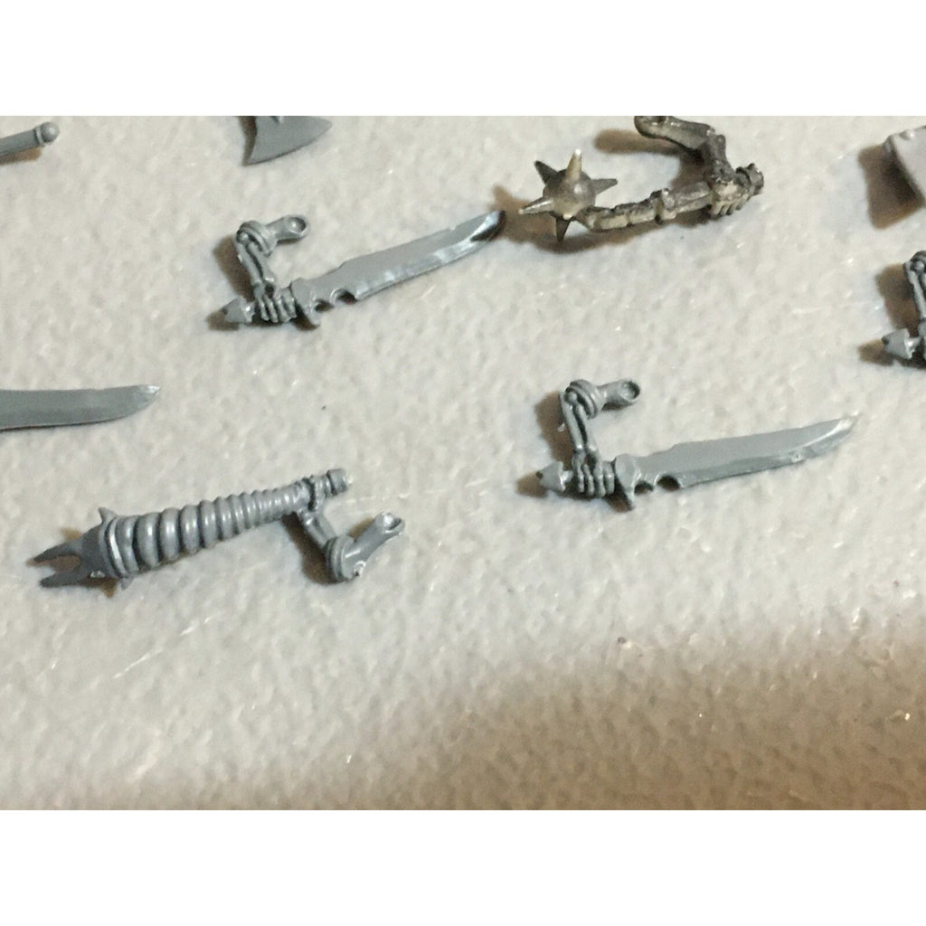 A23417 WARHAMMER FANTASY VAMPIRE COUNTS BITS LOT SKELETON WIGHT SWORD AXE ARM GW