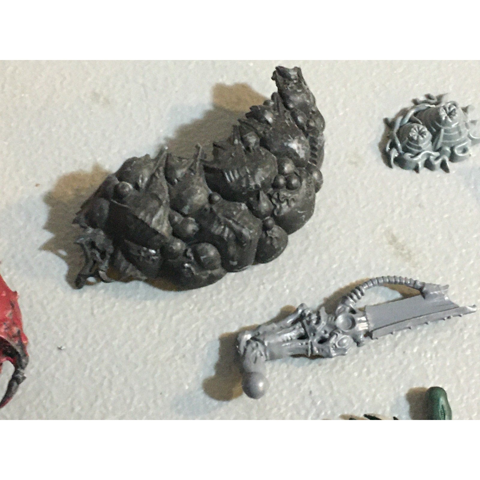 A30755 WARHAMMER 40K TYRANIDS BITS LOT TERVIGON TERMAGANT CARNIFEX GW