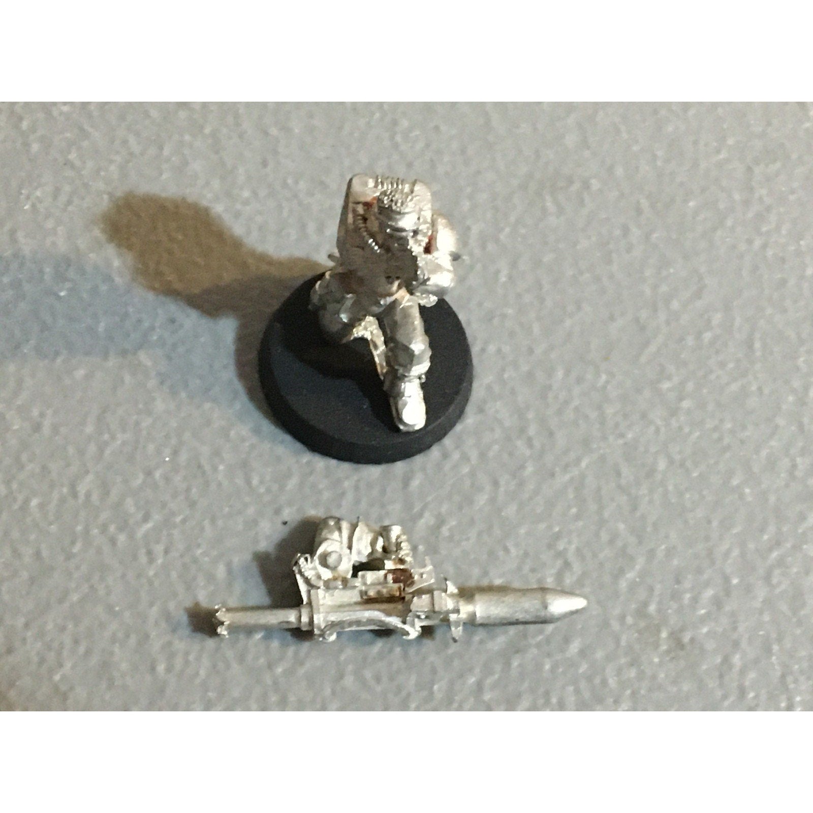 A33822 WARHAMMER 40K SPACE MARINES METAL SCOUT MISSILE LAUNCHER GW