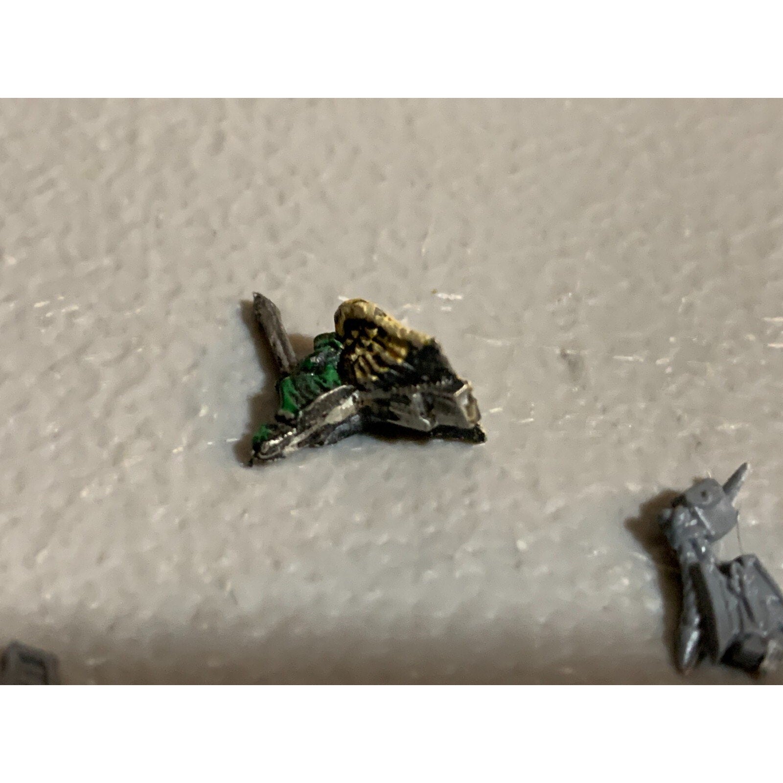 A23303 WARHAMMER 40K SPACE MARINES DARK ANGELS BITS LOT TERMINATOR HEADS 1 METAL