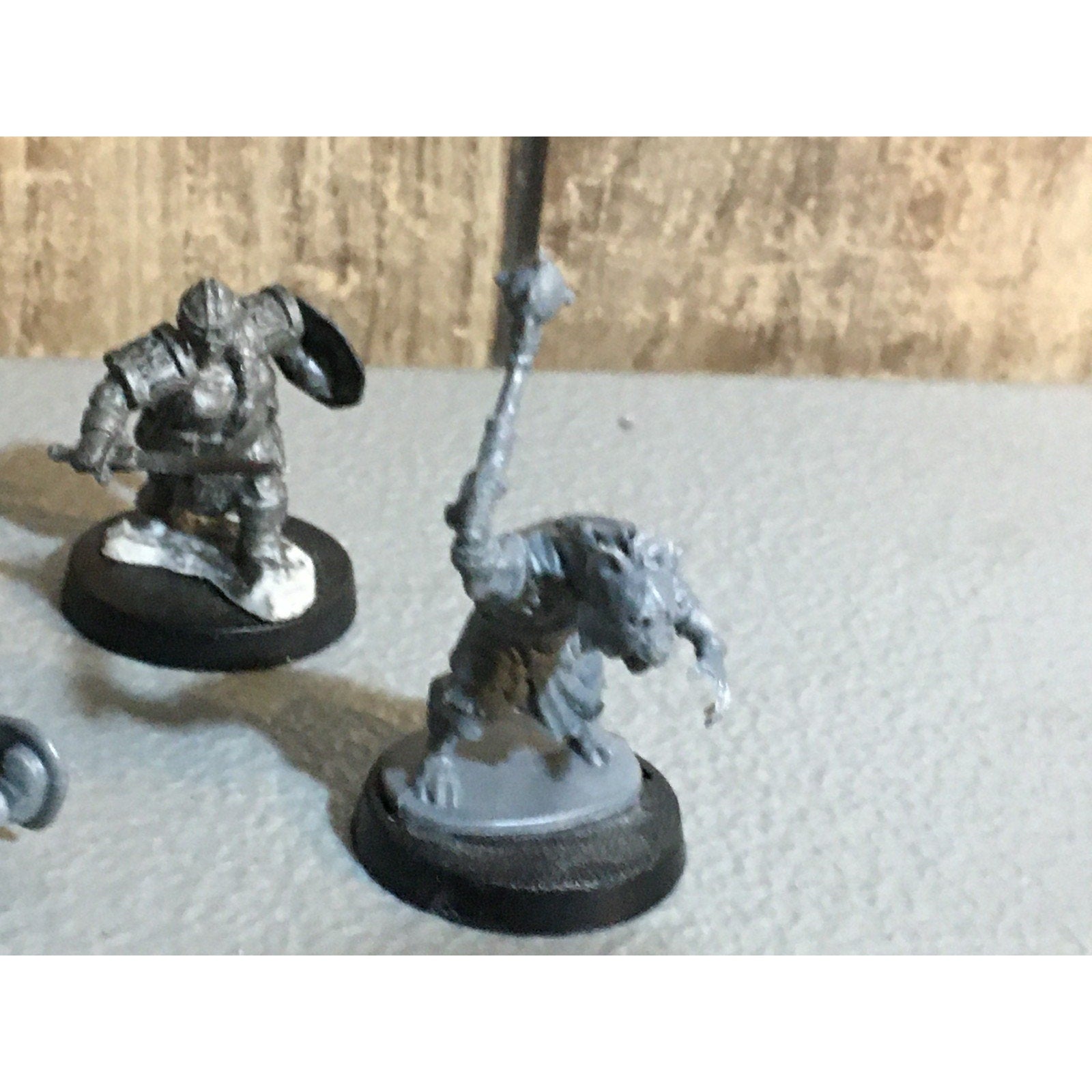 A32535 UNKNOWN MINIATURES PLASTIC INCOMPLETE WARRIOR SOLDIER