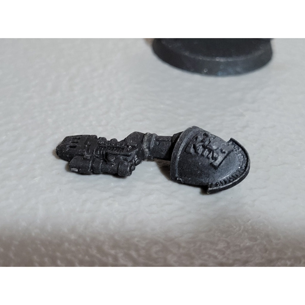 A18417 WARHAMMER 40K SPACE MARINES CAPTAIN LIEUTENANT CUSTOM MISS BACKPACK