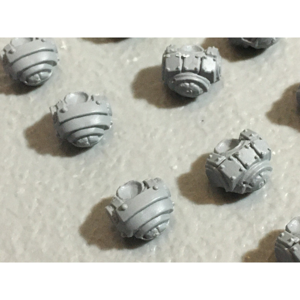 A22302 WARHAMMER FANTASY SKAVEN BITS LOT CLANRAT TORSOS GAMES WORKSHOP GW