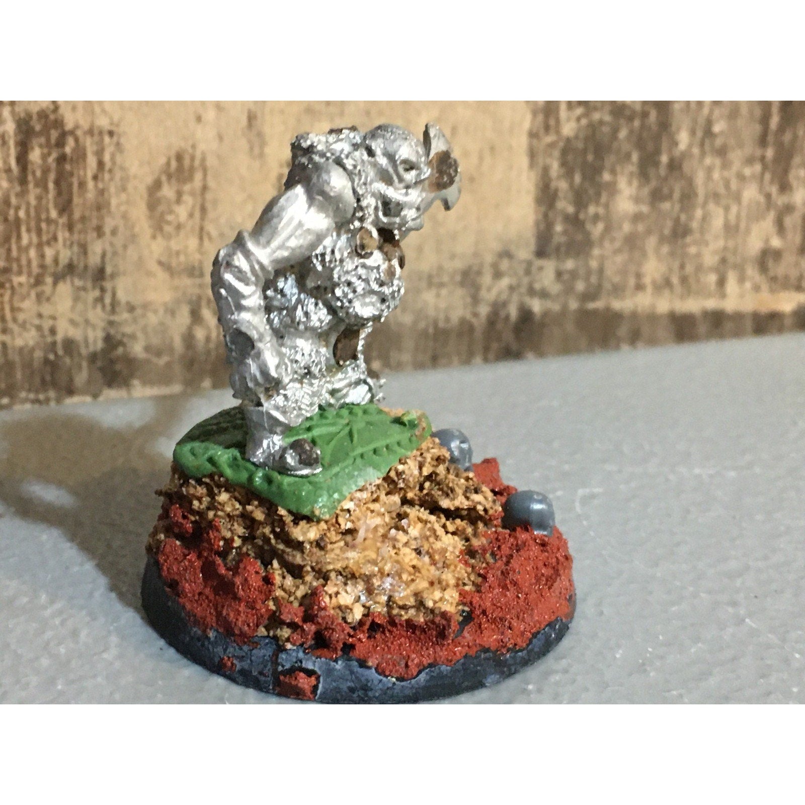 A29992 WARHAMMER FANTASY REGIMENTS RENOWN UGEZOD'S DEATH COMMANDO USHTUG POT
