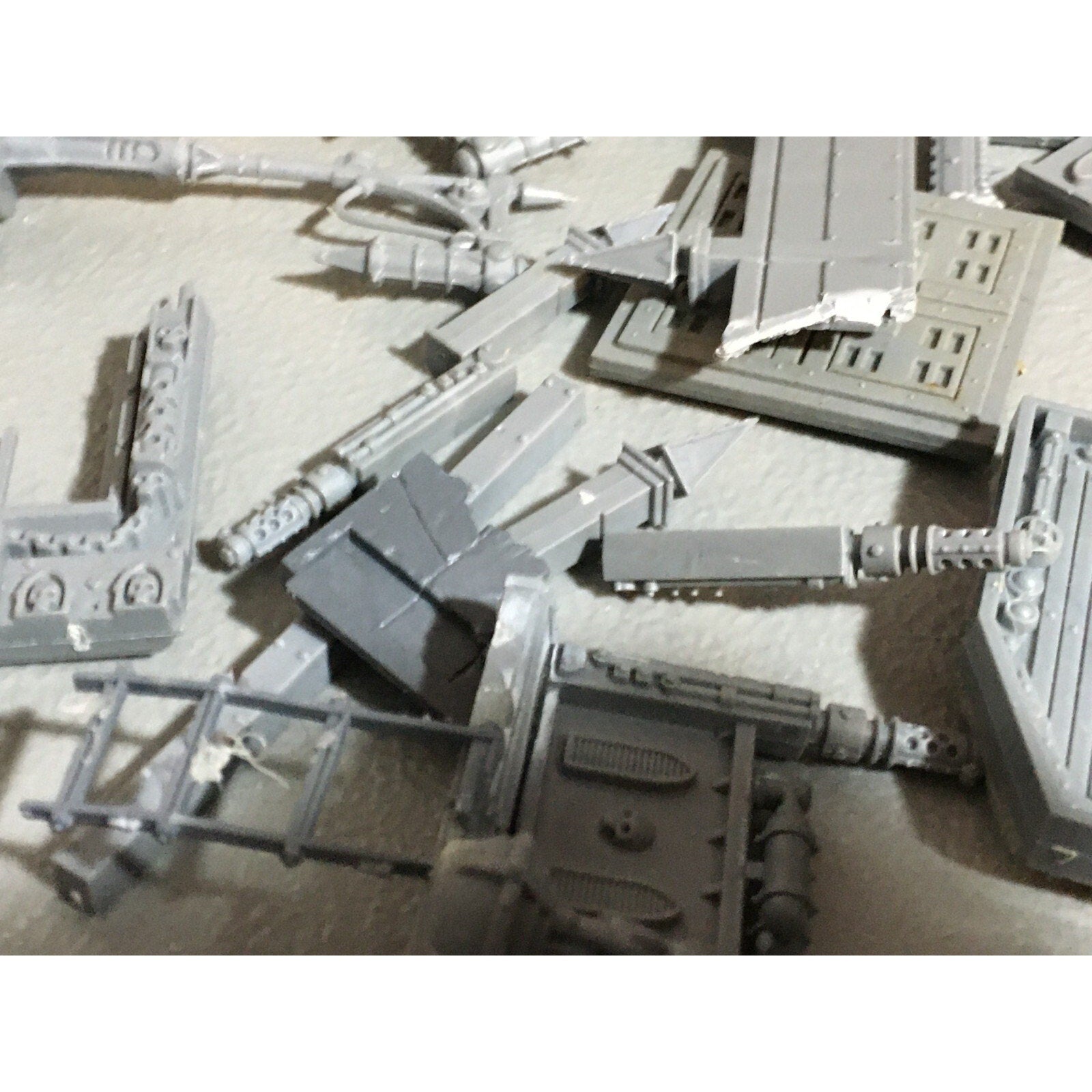 A20099 WARHAMMER 40K NECROMUNDA BITS LOT WALLS LIGHTS GAMES WORKSHOP