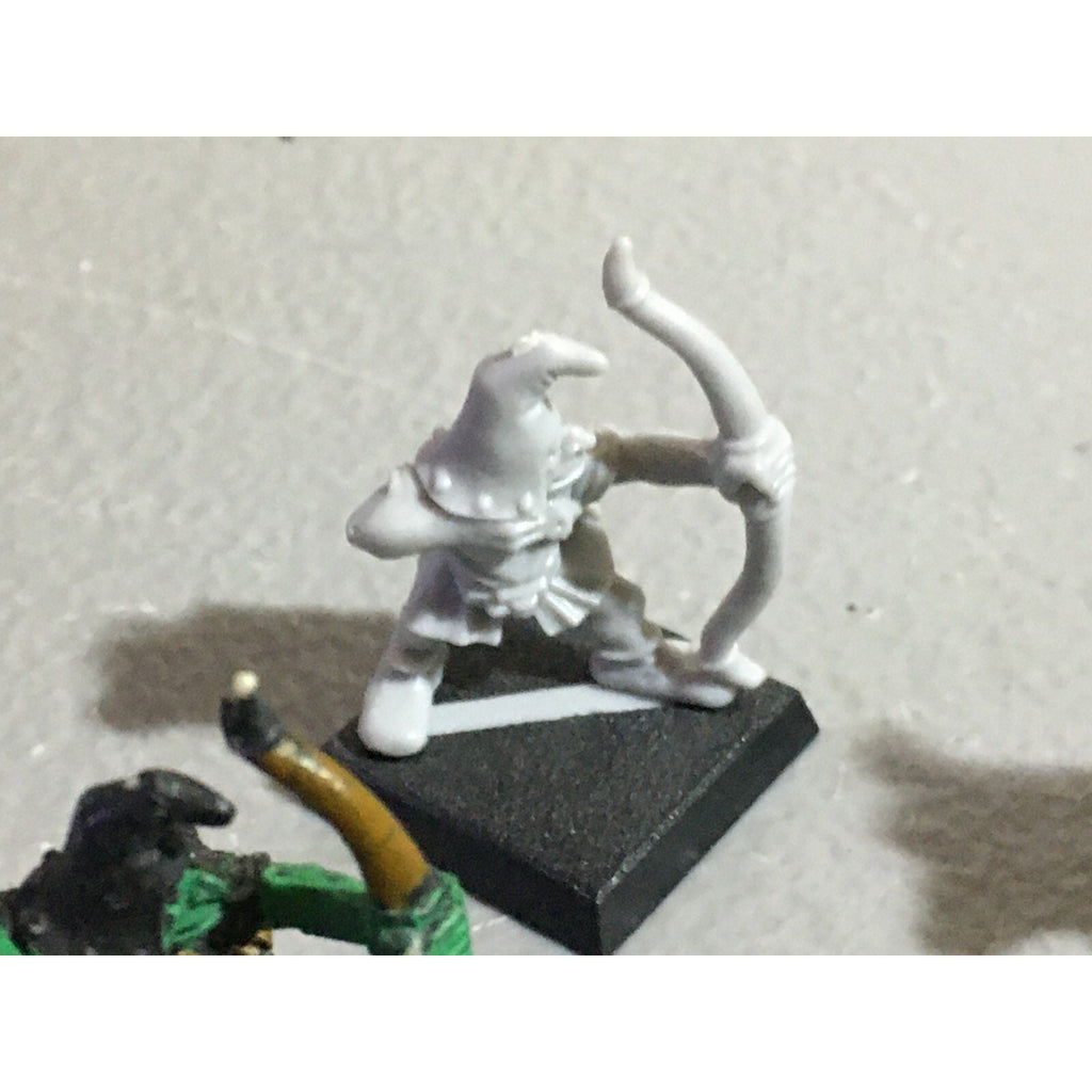 A22311 WARHAMMER FANTASY ORCS & GOBLINS BITS LOT GOBLIN ARCHER GAMES WORKSHOP GW