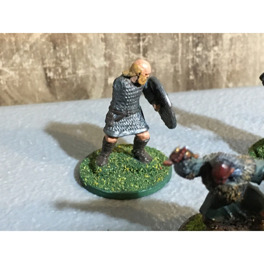A32502 UNKNOWN PLASTIC MINIATURES HUMAN ORC DRYAD INCOMPLETE
