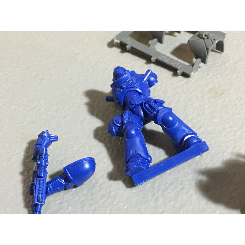 A20154 WARHAMMER 40K INCOMPLETE LOT SPACE MARINES IMPERIAL ASTRA SQUAT BITS