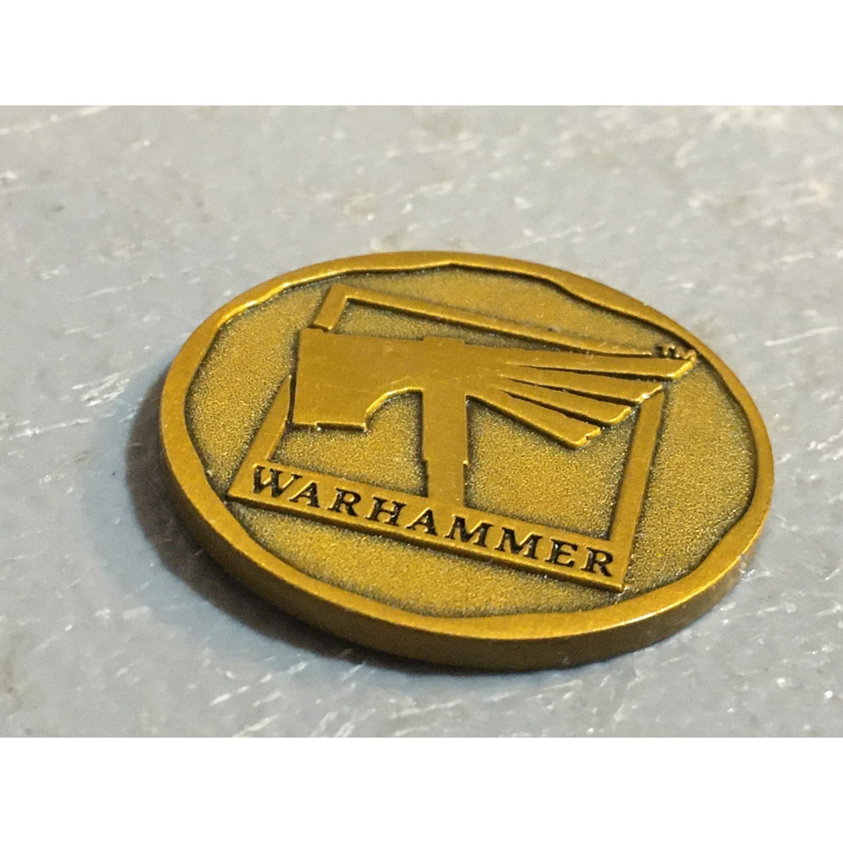 A32170 WARHAMMER 40K COMMEMORATIVE COLLECTABLE COIN CITADEL COLOUR SHI ...