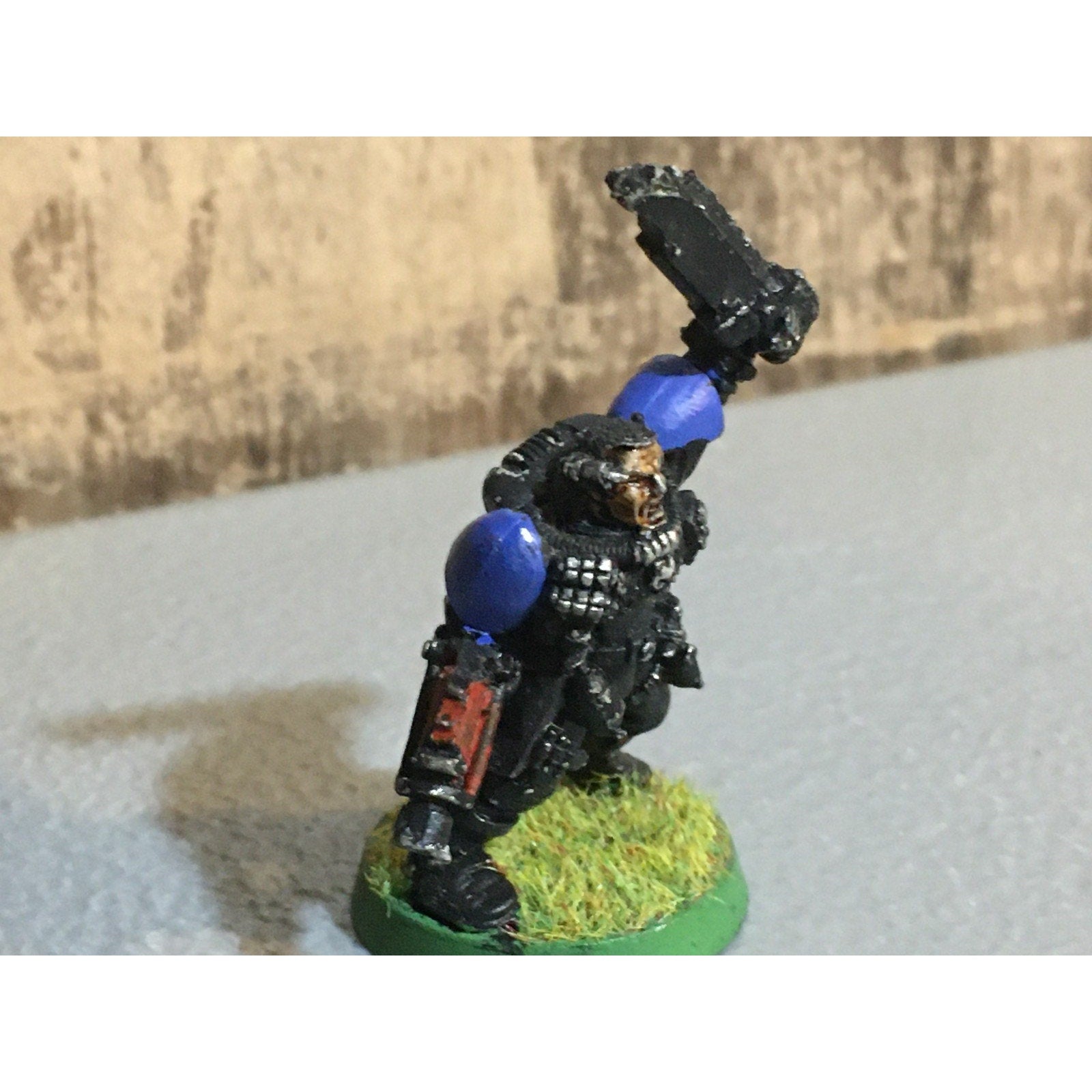 A33825 WARHAMMER 40K SPACE MARINES METAL SCOUT SERGEANT GW
