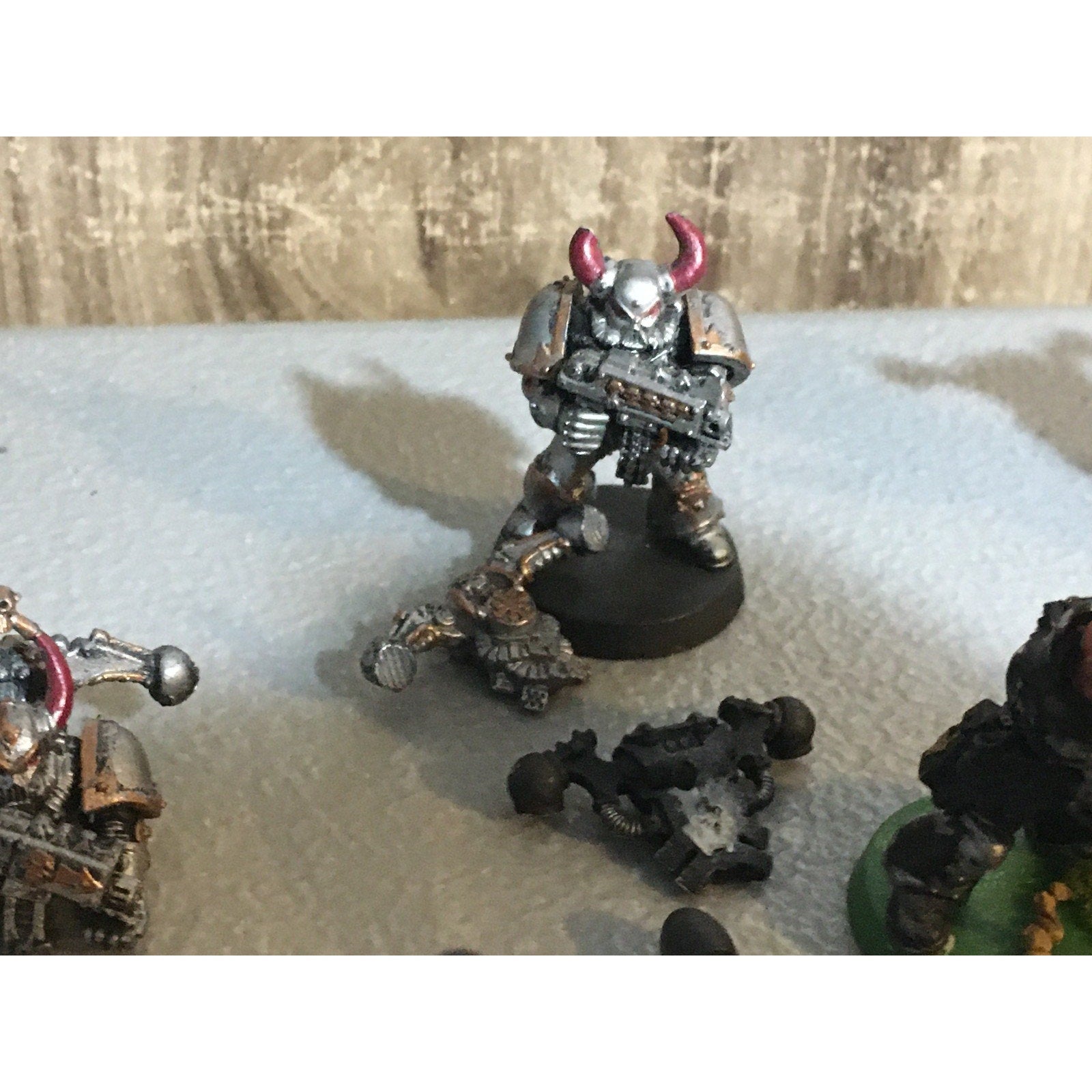 A29237 WARHAMMER 40K CHAOS SPACE MARINES LEGIONARIES 10 PK MISS 4 SHOULDER PADS