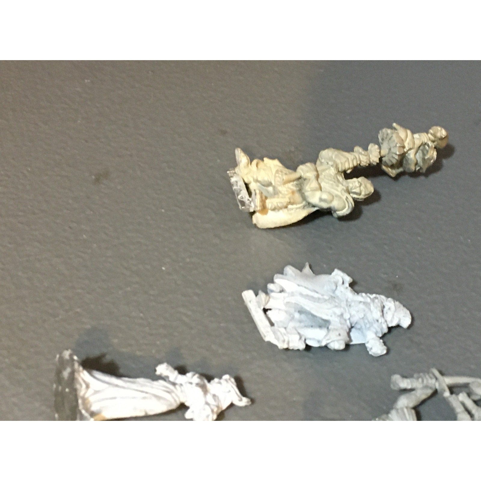 A34037 UNKNOWN METAL MINIATURES FANTASY MIXED LOT ELF WARRIOR STANDARD
