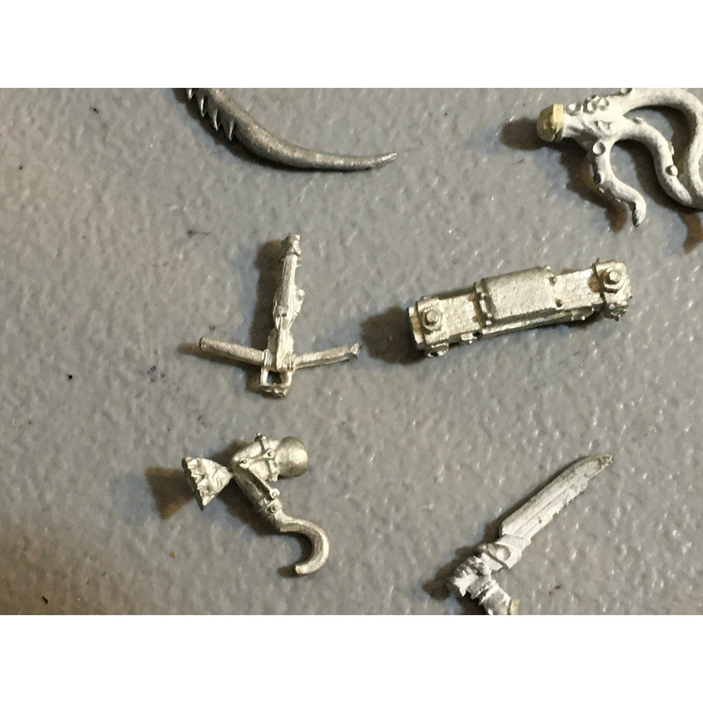 A32540 UNKNOWN MINIATURES ALL METAL BITS & INCOMPLETE LOT FANTASY