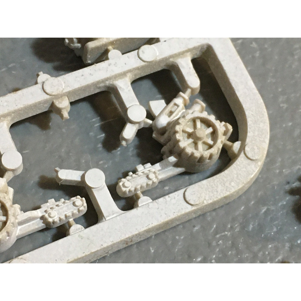 A24558 EPIC 40K SPACE MARINES SQUATS TRIKES THUDD GUNS ON SPRUE GW