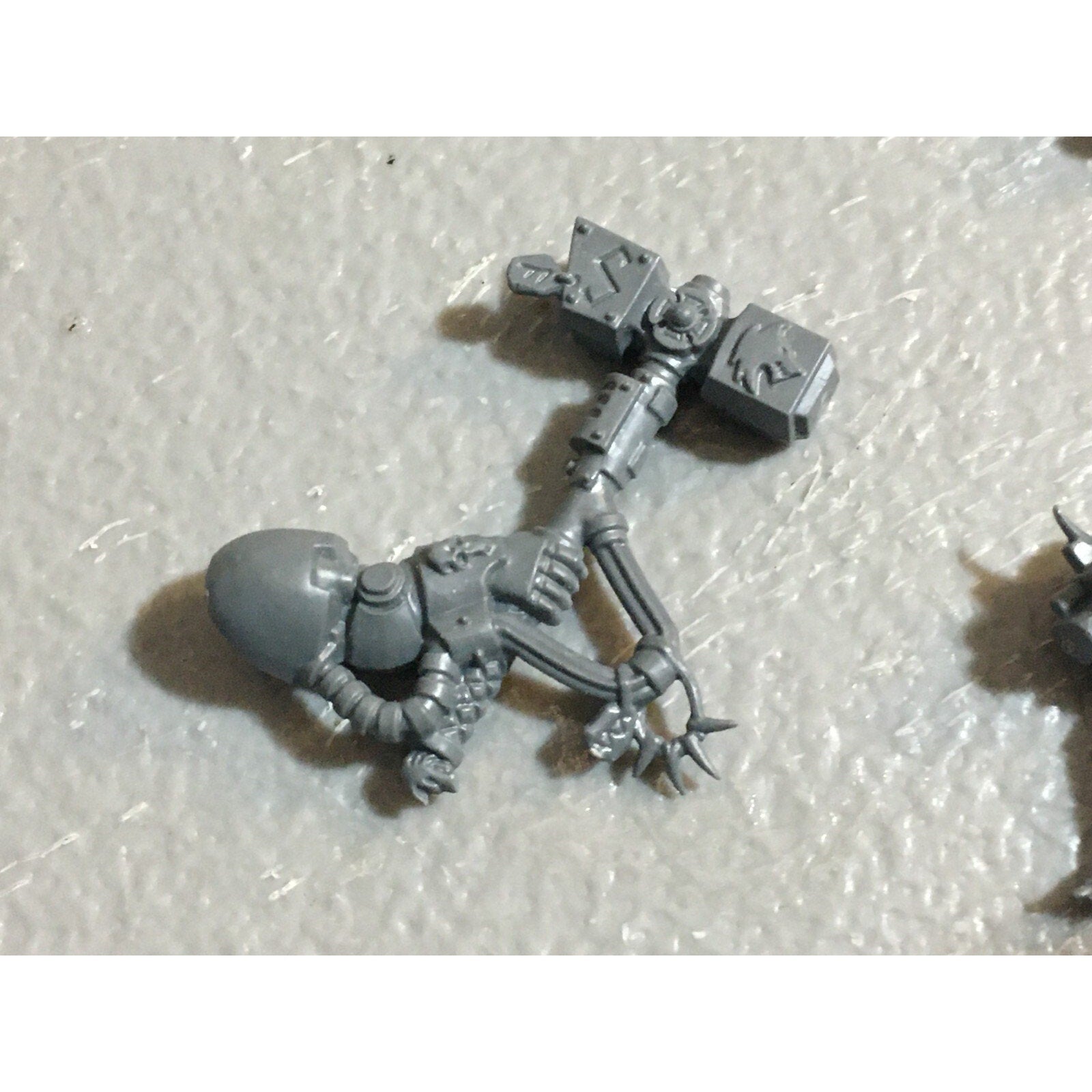 A22994 WARHAMMER 40K SPACE MARINES WOLVES BITS LOT MIXED STORM THUNDER GW