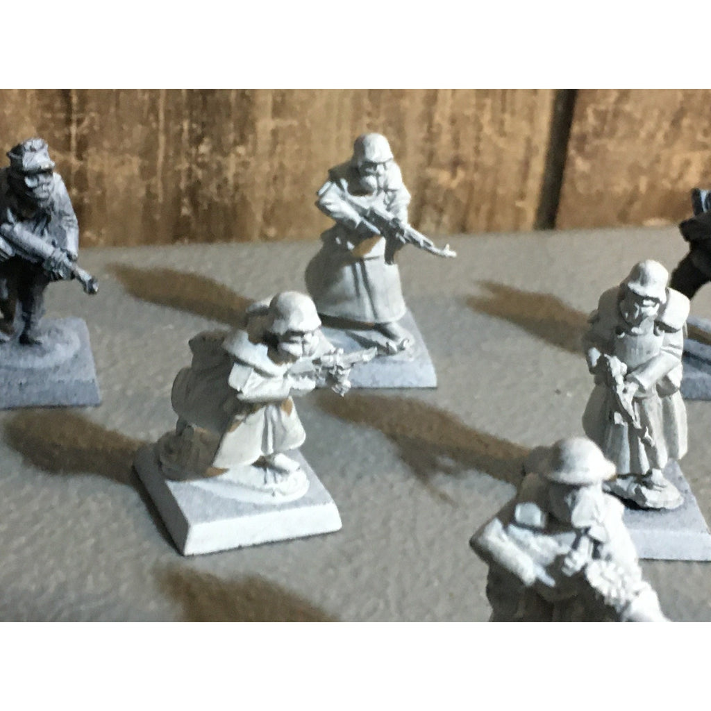 A30868 UNKNOWN METAL MINIATURES SOLDIERS INFANTRY WWII? WWI? TABLE TOP WAR GAMES