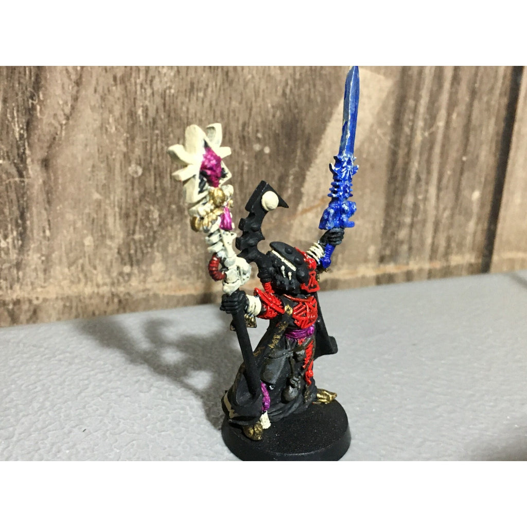 A19677 WARHAMMER 40K ELDAR CRAFTWORLDS METAL ELDRAD ULTHRAN FARSEER PAINTED