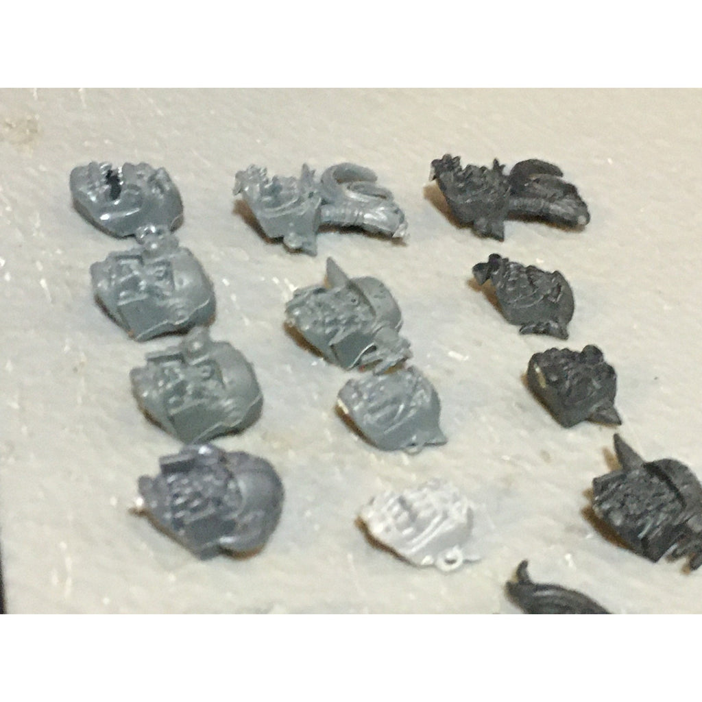A33559 WARHAMMER 40K SPACE ORKS BITS LOT HEADS GW GAMES WORKSHOP