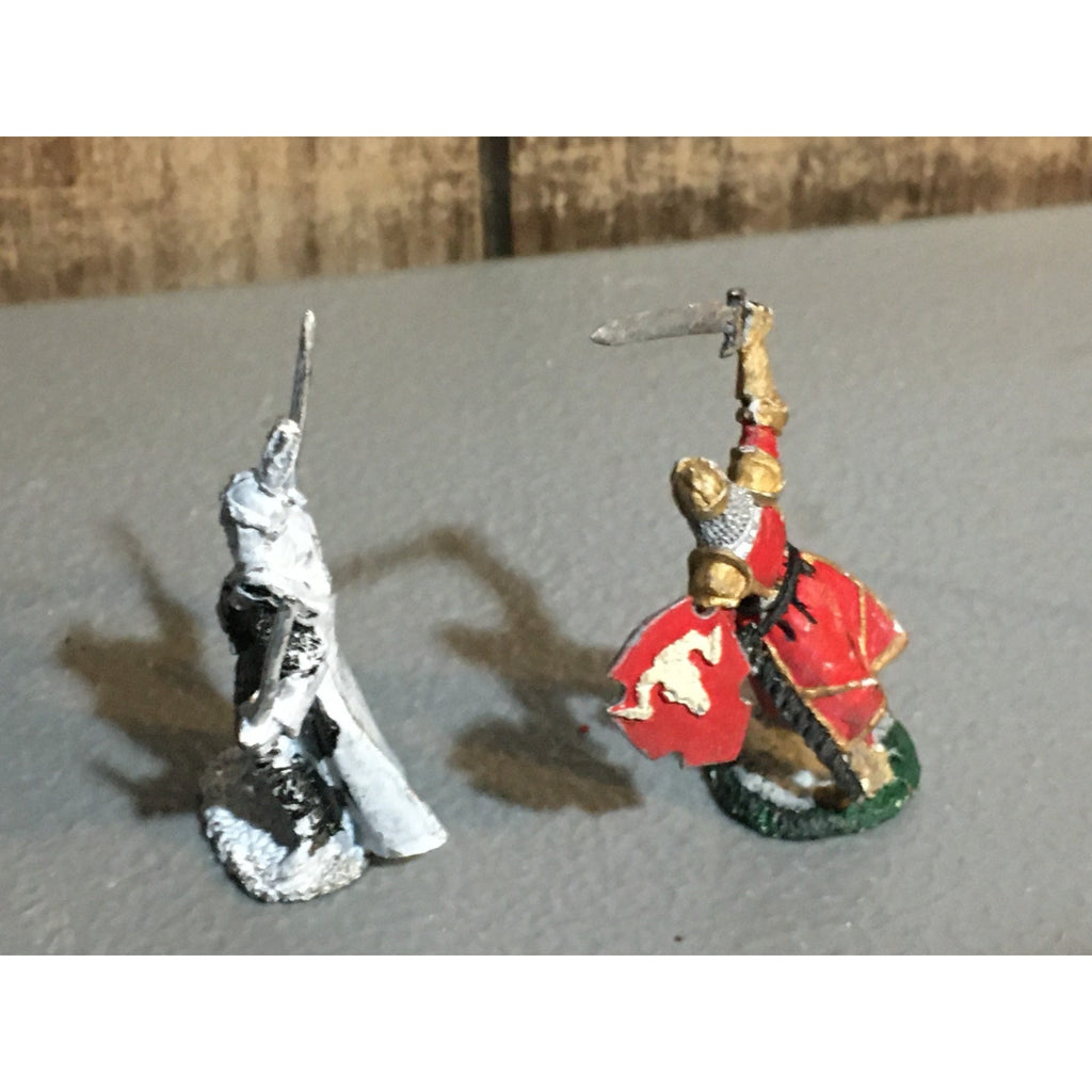 A24858 UNBRANDED METAL TABLETOP OLD OOP D&D FANTASY KNIGHTS SWORDSMEN MINIATURES