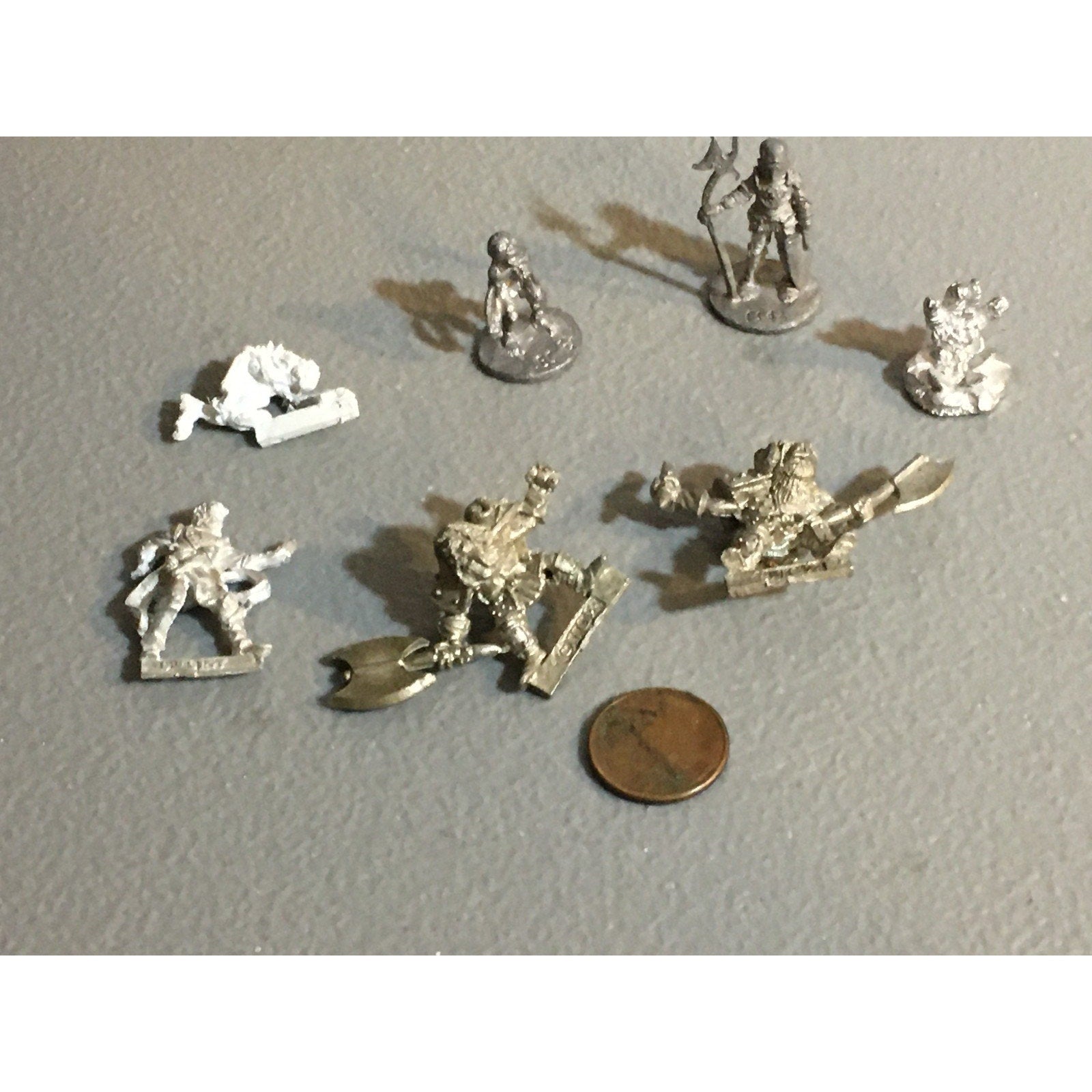 A34032 UNKNOWN METAL MINIATURES FANTASY MIXED LOT CREATURE HUMAN WARRIOR
