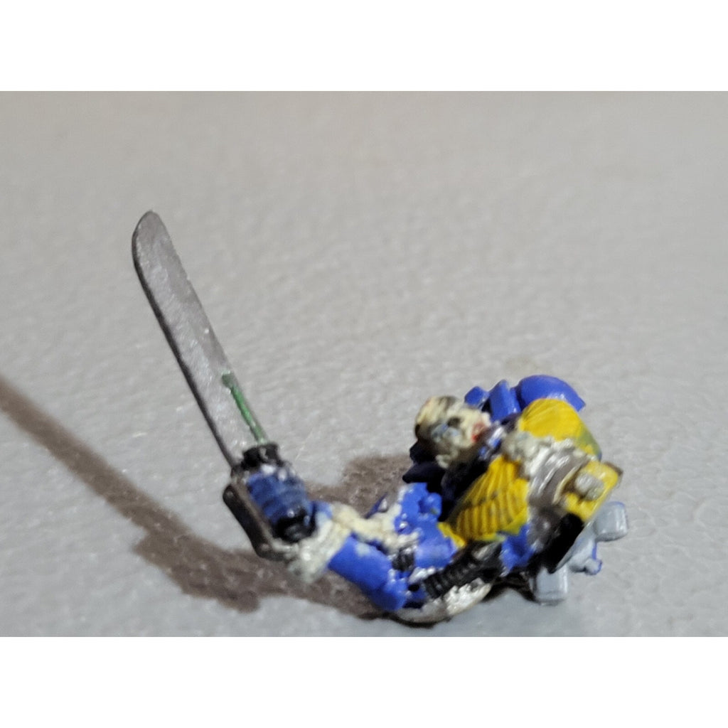 A19052 WARHAMMER 40K SPACE MARINES METAL BIKE CAPTAIN TORSO POWER SWORD
