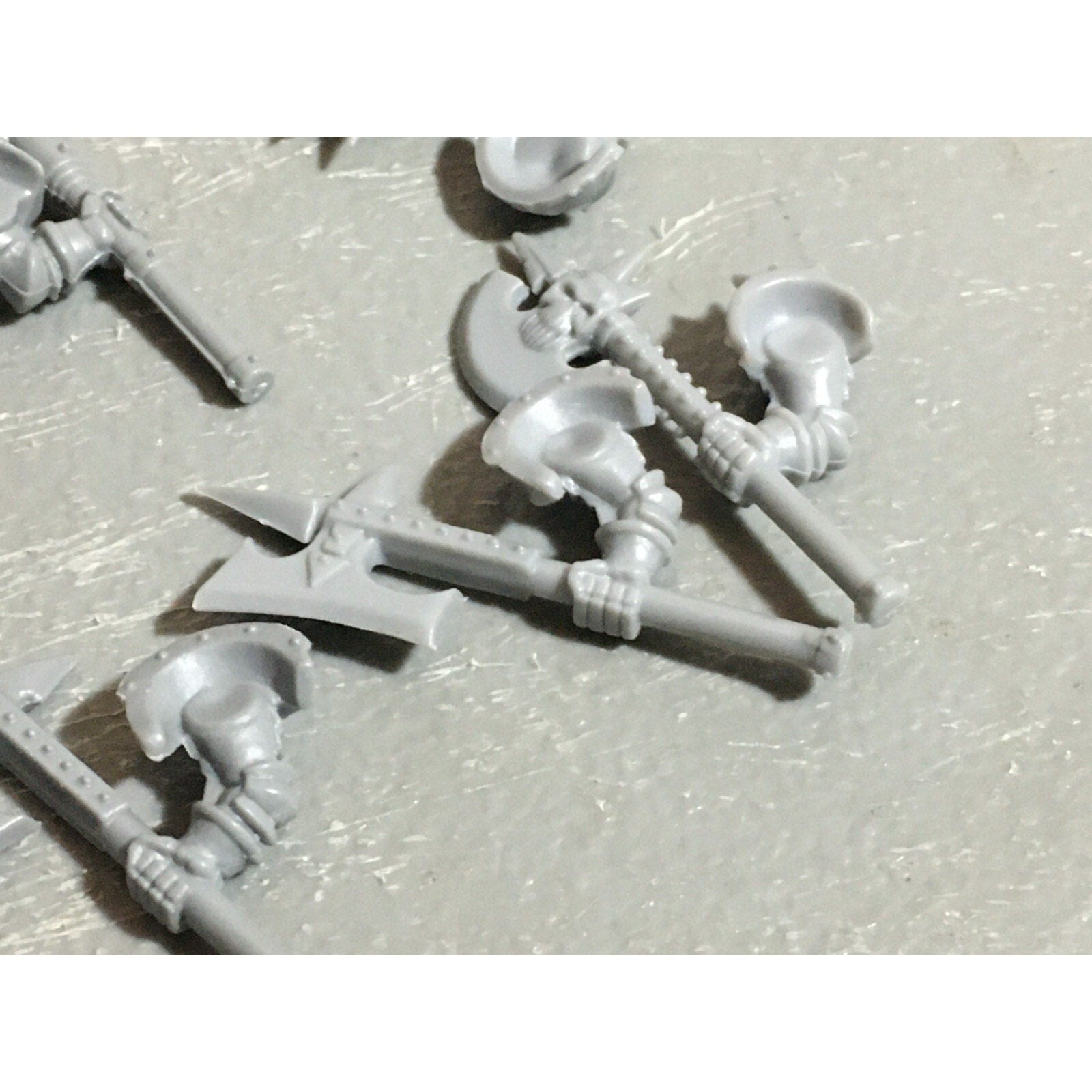 A22251 WARHAMMER FANTASY CHAOS MORTALS BITS LOT WARRIORS KNIGHTS WEAPONS GW OOP