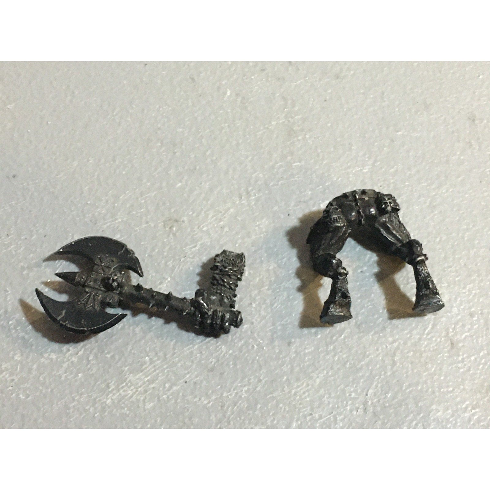A29244 WARHAMMER 40K CHAOS DAEMONS METAL 6TH EDITION LEGS & AXE BLOODTHIRSTER
