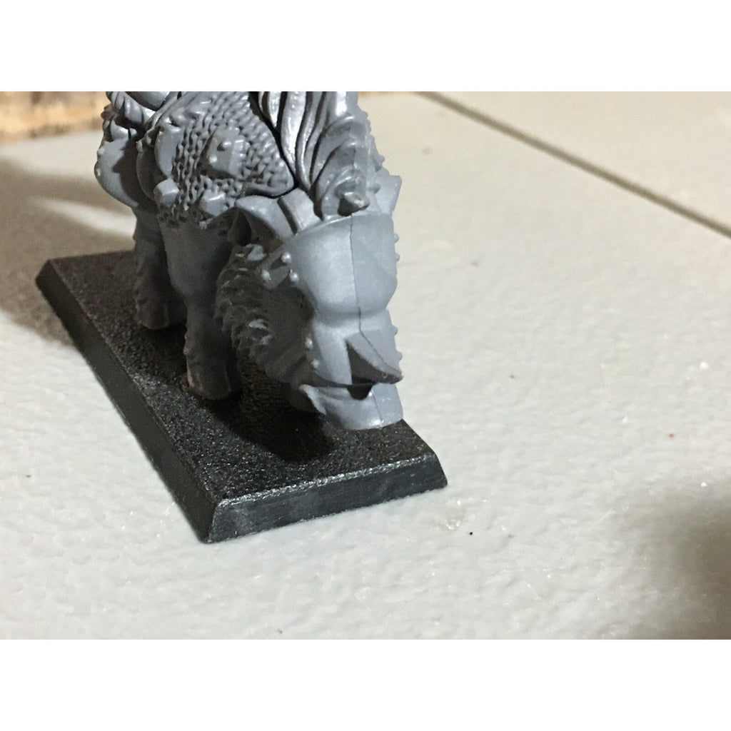 A20087 WARHAMMER FANTASY ORCS & GOBLINS ORC WARBOSS ON BOAR GAMES WORKSHOP