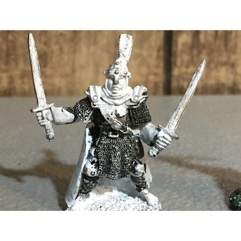 A24858 UNBRANDED METAL TABLETOP OLD OOP D&D FANTASY KNIGHTS SWORDSMEN MINIATURES