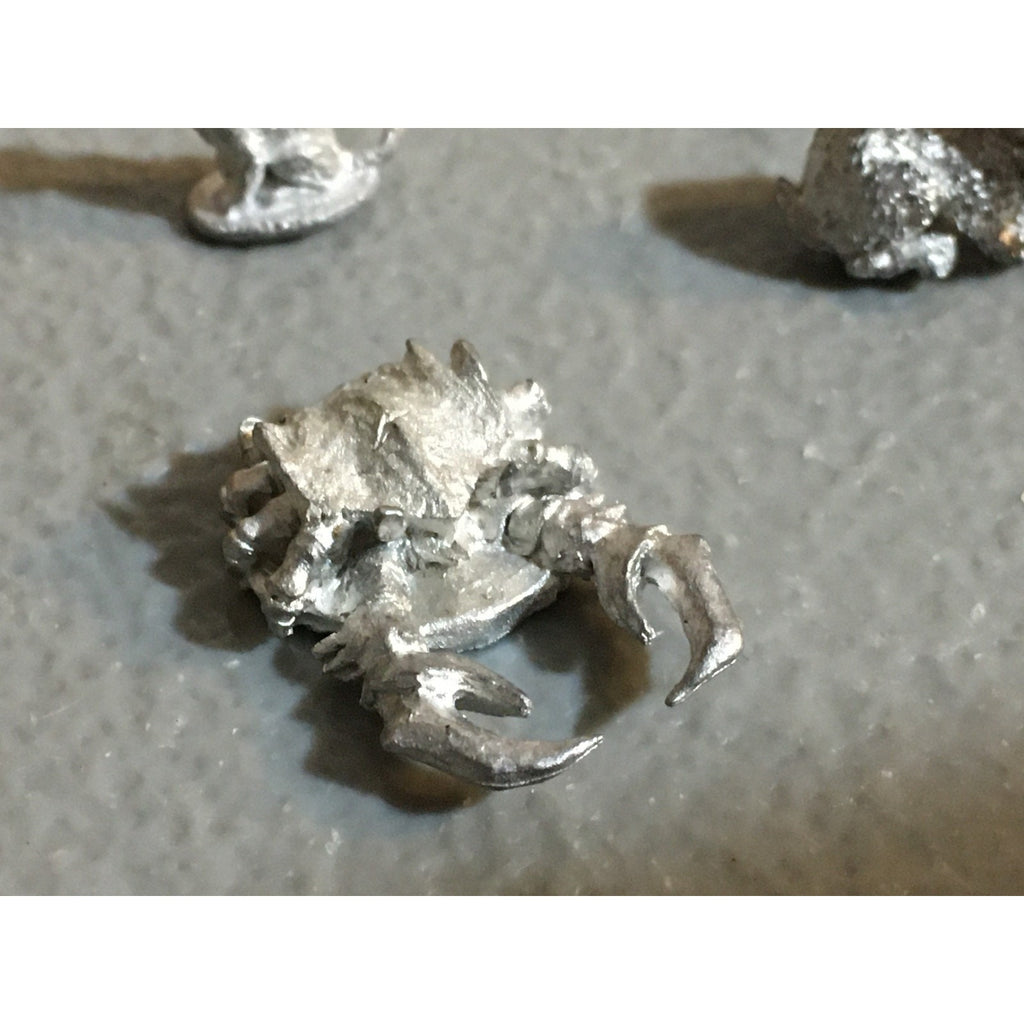 A32523 UNKNOWN METAL MINIATURES FAMILIAR? JACKALOPE CAT CRAB