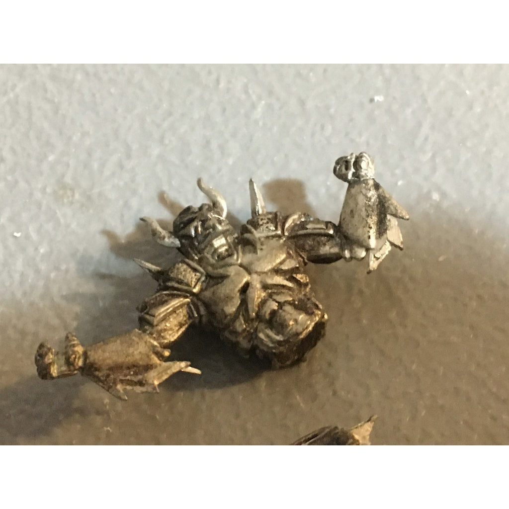 4A24882 UNKNOWN METAL MINIATURES BIG WARRIOR DEMON SOLDIER KNIGHT