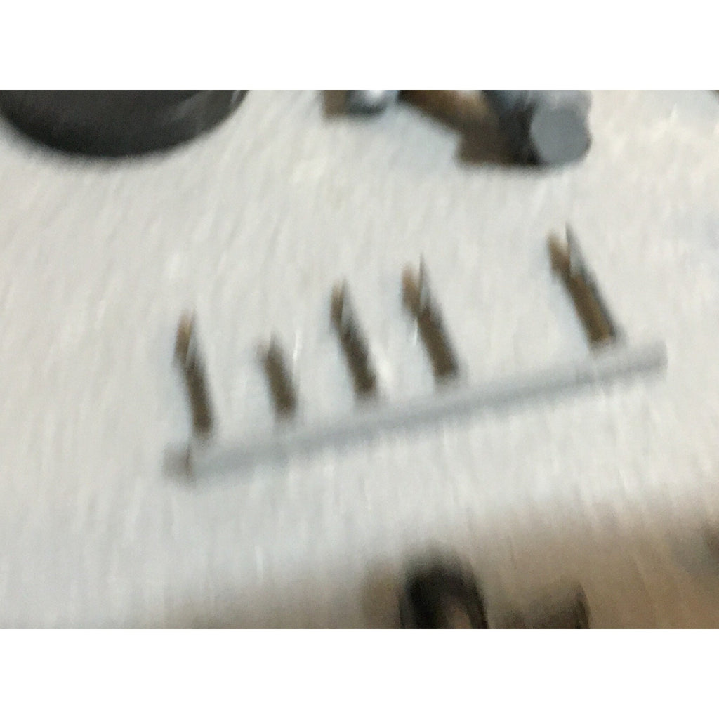 A23244 WARHAMMER 40K CHAOS SPACE MARINES BITS LOT VEHICLE SPIKES LEGS ARMS GW