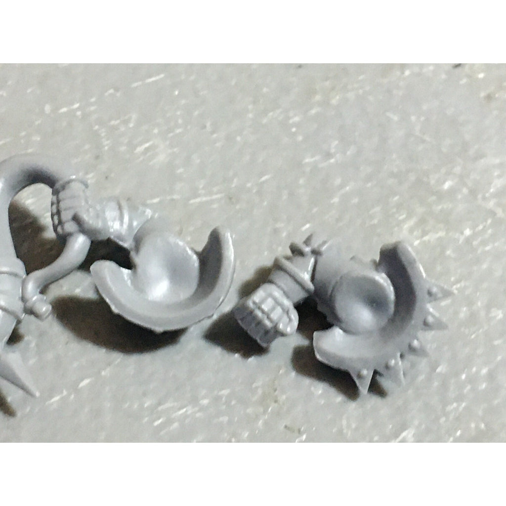 A22252 WARHAMMER FANTASY CHAOS MORTALS BITS LOT WARRIORS KNIGHTS WEAPONS GW OOP