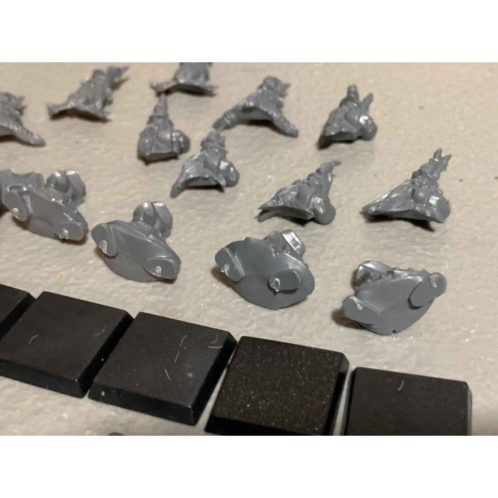 A16701 WARHAMMER AOS FANTASY DWARFS DWARVES MINERS & BITS LOT