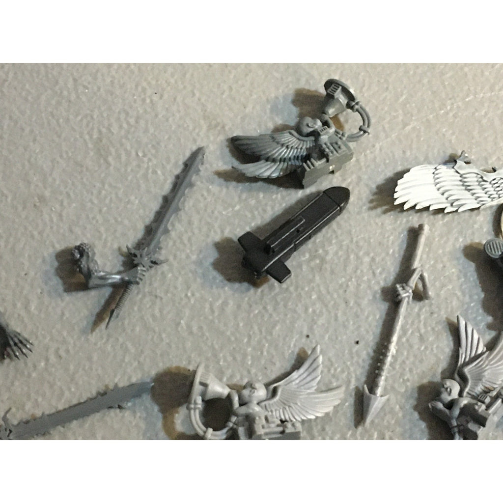 A32586 WARHAMMER 40K FANTASY RANDOM BITS LOT BLOOD ANGELS DAEMON UNDEAD GW